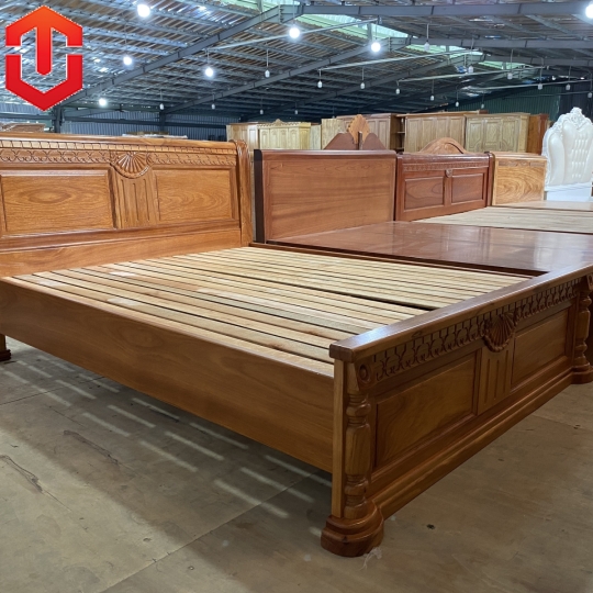 GIƯỜNG TRỤ GÕ ĐỎ 1M8