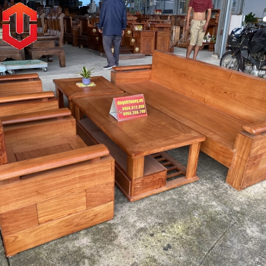 SALON ĐỐI TRỨNG HƯƠNG ĐÁ
