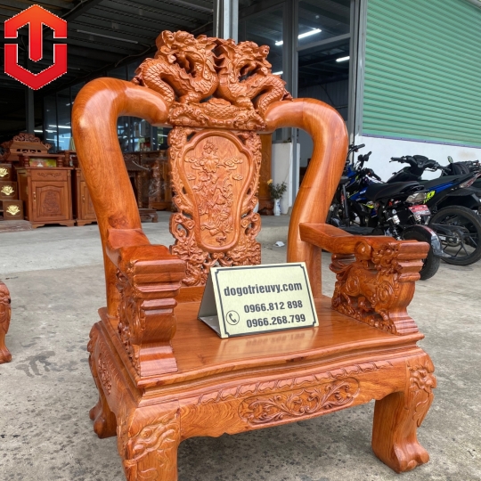 SALON RỒNG QUAY ĐẦU HƯƠNG ĐÁ C12