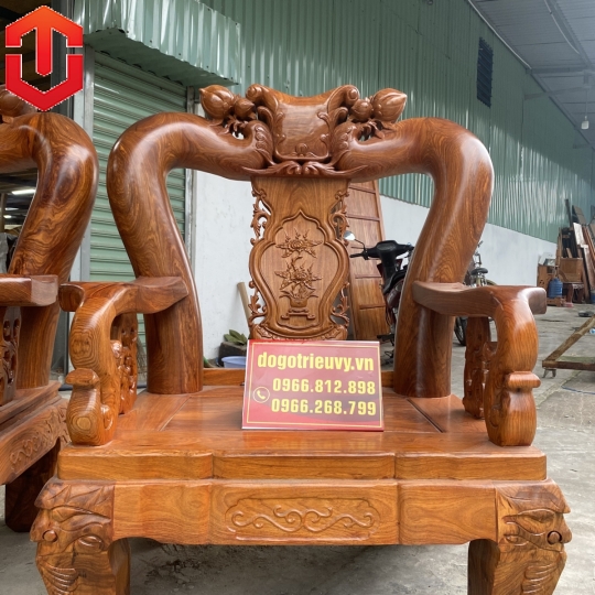 SALON ĐÀO HƯƠNG VÂN C14 10 MÓN