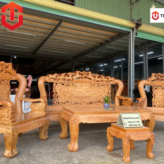 SALON NGỰA C12 GÕ ĐỎ 6 MÓN