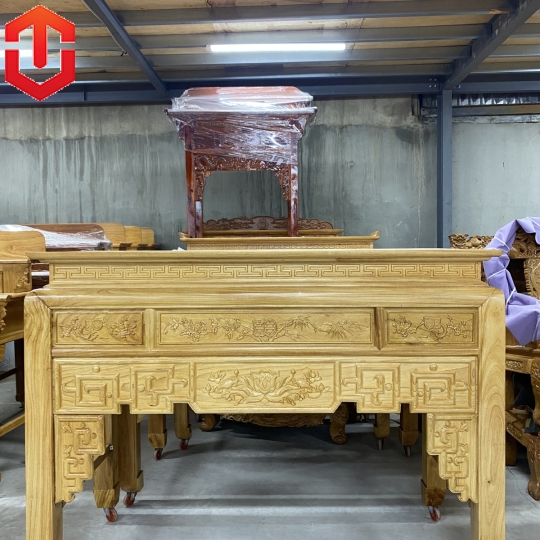 BÀN CÚNG GÕ 1M75 CHẠM SEN