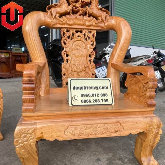 SALON NGỰA C12 GÕ ĐỎ 6 MÓN