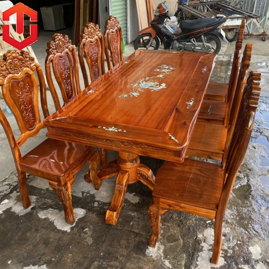 BỘ BÀN ĂN TRÀM CẨN MẶT 8 GHẾ