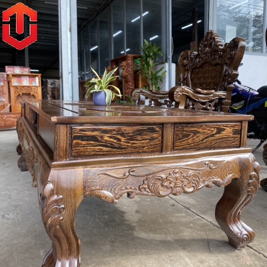 SALON HOÀNG GIA MUN TỰA CARO