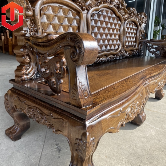 SALON HOÀNG GIA MUN TỰA CARO