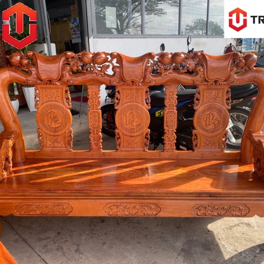 SALON ĐÀO HƯƠNG ĐÁ TAY NGHÊ CỘT 12 6 MÓN