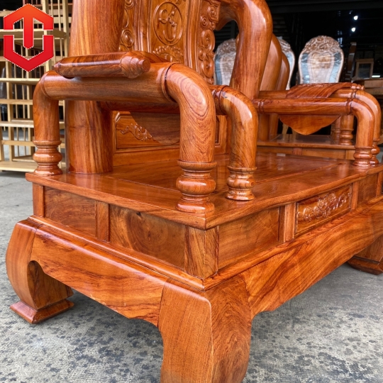 SALON TẦN THỦY HOÀNG HƯƠNG ĐÁ C12 6 MÓN CAO CẤP