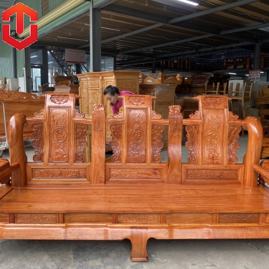 SALON TẦN THUỶ HOÀNG HƯƠNG ĐÁ C14 6 MÓN