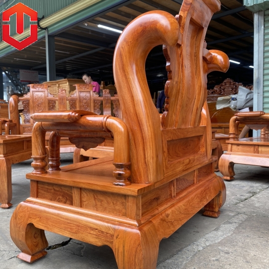 SALON TẦN THUỶ HOÀNG HƯƠNG ĐÁ C14 6 MÓN