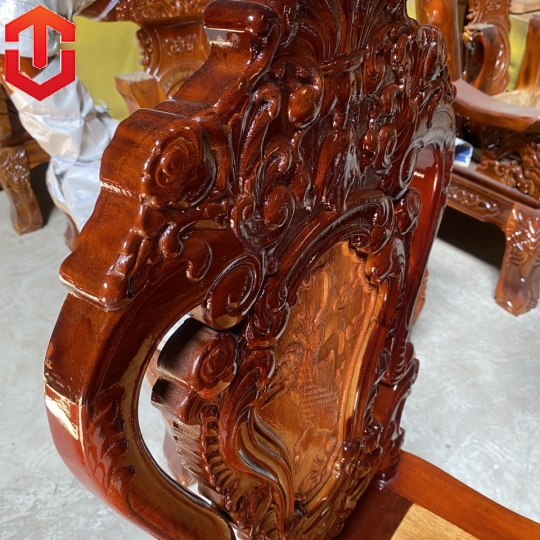 BÀN ĂN LUY TRÀM 8 GHẾ TỰA CÁ