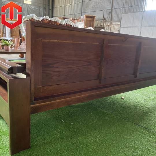 SOFA GÓC NHỎ 2Mx1M8 SỒI TỰA ĐỤC CẢNH LAU MÀU ÓC CHÓ