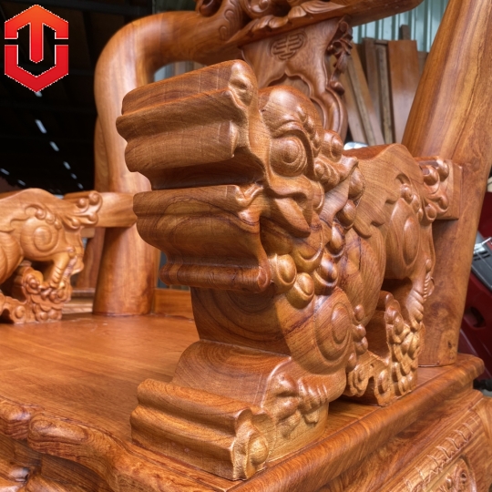 SALON ĐÀO HƯƠNG ĐÁ TAY NGHÊ CỘT 14 6 MÓN