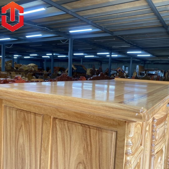 TỦ THỜ GÕ ĐỎ 1M75 CHẠM CHỮ