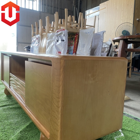 KỆ TIVI SỒI MẪU CHÂN THUYỀN 1M8 LAU MÀU HƯƠNG VÀNG