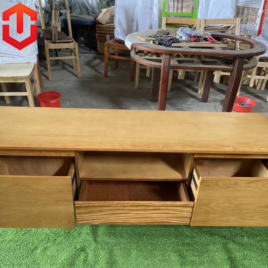 KỆ TIVI SỒI MẪU CHÂN THUYỀN 1M8 LAU MÀU HƯƠNG VÀNG