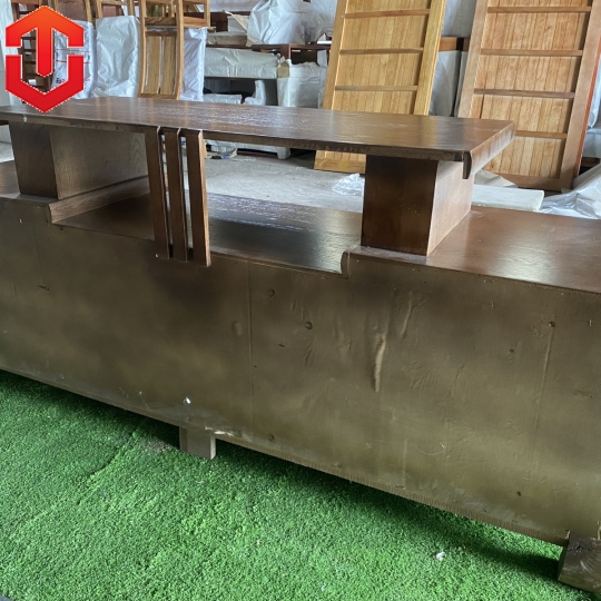 KỆ TIVI GỖ SỒI - KỆ THỚT SỒI LAU MÀU ÓC CHÓ 1M8
