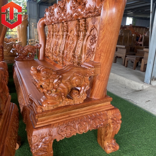 SALON ĐÀO TAY NGHÊ HƯƠNG ĐÁ CỘT 16 - 10 MÓN