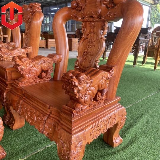 SALON ĐÀO TAY NGHÊ HƯƠNG ĐÁ CỘT 16 - 10 MÓN