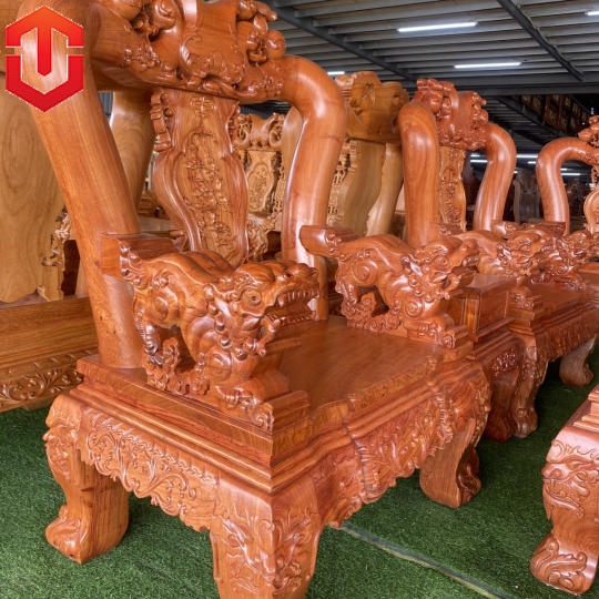 SALON ĐÀO TAY NGHÊ HƯƠNG ĐÁ CỘT 16 - 10 MÓN