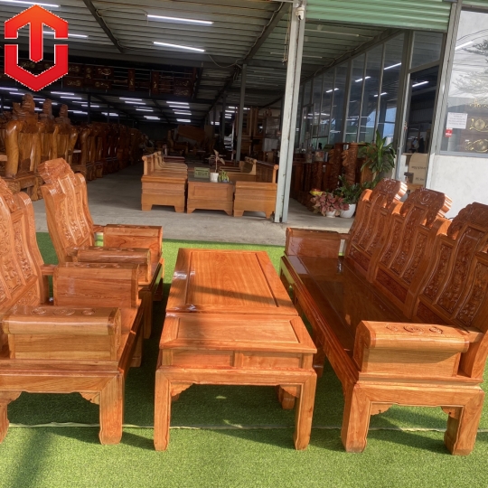 SALON ÂU Á HƯƠNG ĐÁ TỰA CHẠM