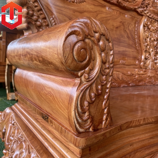 SALON HOÀNG GIA NGUYÊN KHỐI HƯƠNG ĐÁ CỘT 12 MẶT LIỀN