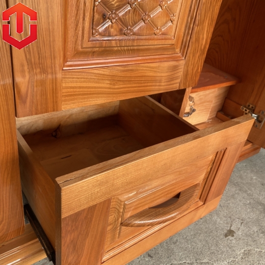 TỦ ÁO GỖ SỒI 3 CÁNH - MÀU CÁNH GIÁN