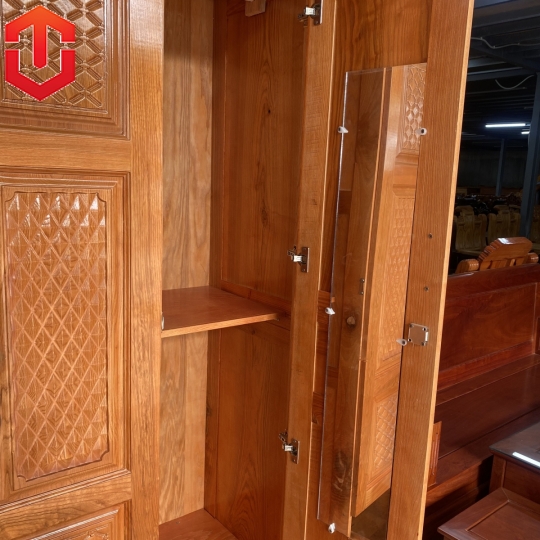 TỦ ÁO GỖ SỒI 3 CÁNH - MÀU CÁNH GIÁN