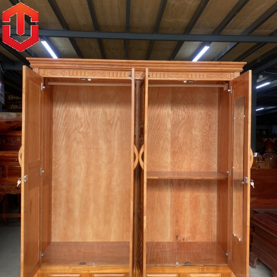 TỦ ÁO GỖ SỒI 4 CÁNH - MÀU CÁNH GIÁN