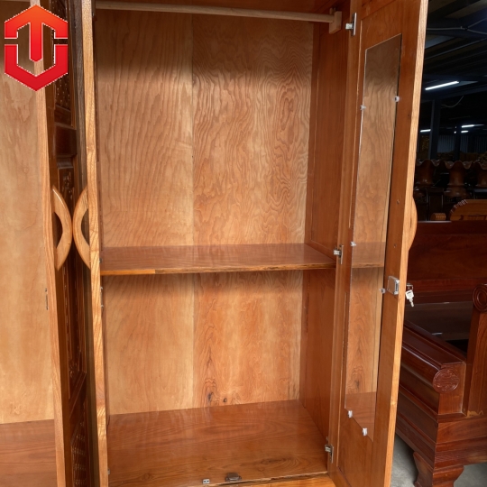 TỦ ÁO GỖ SỒI 4 CÁNH - MÀU CÁNH GIÁN