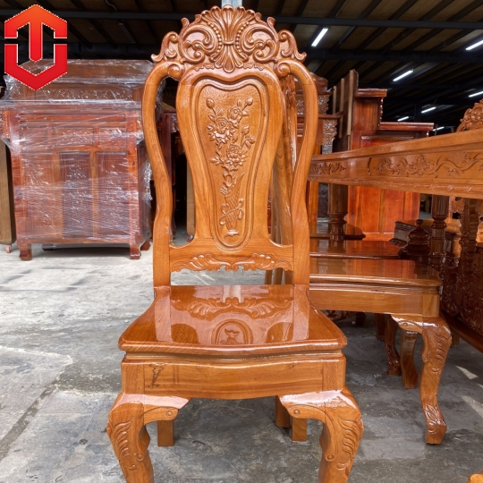 BÀN ĂN GÕ ĐỎ 8 GHẾ MẶT VUÔNG TRỤ SƯ TỬ