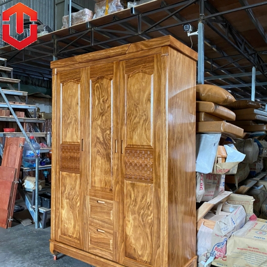 TỦ ÁO 3 CÁNH 1M6 -  SỰ KẾT HỢP GIỮA TÍNH NĂNG VÀ THẨM MỸ
