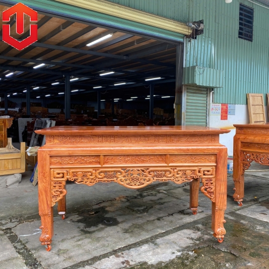 BÀN CÚNG HƯƠNG ĐÁ 1M97 CHÂN VÁT - CHẠM NHƯ Ý ĐẦU TƯ CHO NHỮNG KHOẢNH KHẮC QUÝ GIÁ BÊN GIA ĐÌNH TẠO RA KHÔNG GIAN THỜ CÚNG ẤM CÚNG VÀ SANG TRỌNG MANG LẠI SỰ BÌNH AN VÀ HẠNH PHÚC CHO MỌI THÀNH VIÊN TRONG GIA ĐÌNH
