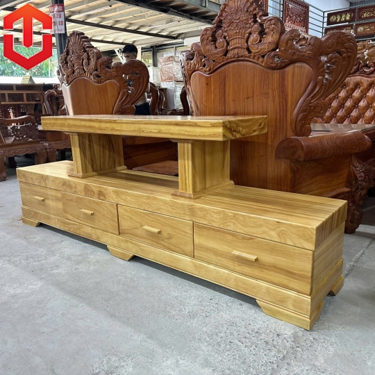 KỆ TIVI GÕ ĐỎ NGUYÊN KHỐI LÀ MỘT SẢN PHẨM TUYỆT VỜI CHO KHÔNG GIAN SỐNG CỦA BẠN