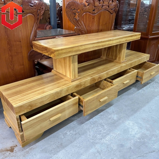 KỆ TIVI GÕ ĐỎ NGUYÊN KHỐI LÀ MỘT SẢN PHẨM TUYỆT VỜI CHO KHÔNG GIAN SỐNG CỦA BẠN